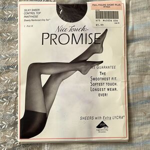🌼 Vintage Nice Touch Promise Full Figure Short Plus Pantyhose  in Black